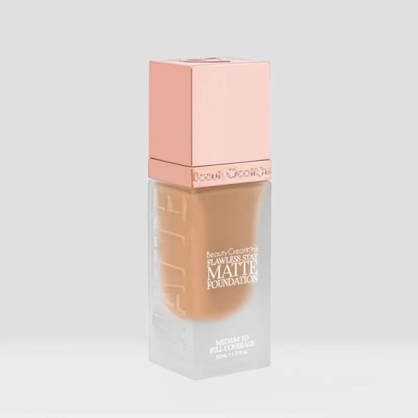 BASE LIQUIDA FLAWLESS STAY MATTE FOUNDATION BEAUTY CREATIONS